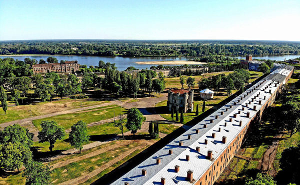 Garnizon Modlin - Majówkowy rozkład jazdy.